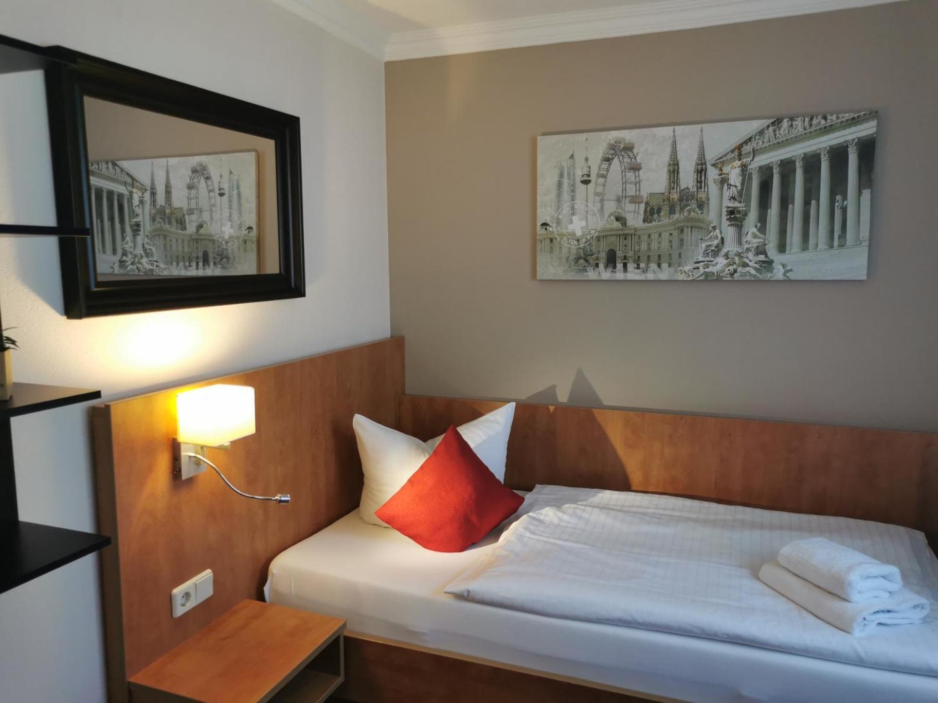 Cityhotel Bernburg Εξωτερικό φωτογραφία